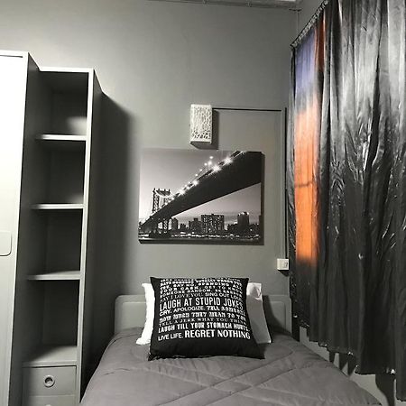 Add Home Hostel Vipavadee 42 曼谷 外观 照片