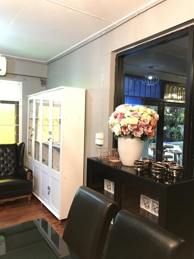 Add Home Hostel Vipavadee 42 曼谷 外观 照片