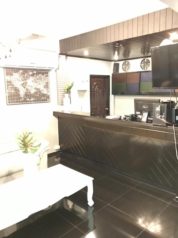 Add Home Hostel Vipavadee 42 曼谷 外观 照片