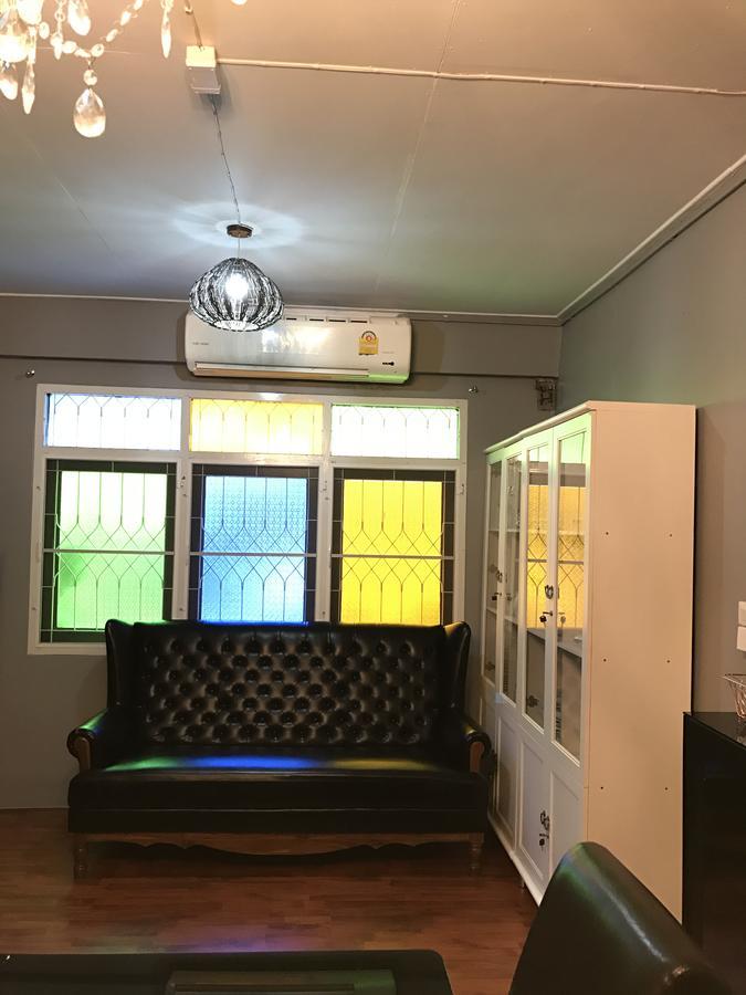 Add Home Hostel Vipavadee 42 曼谷 外观 照片