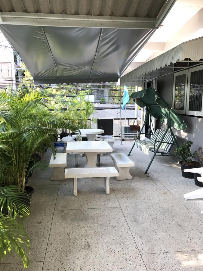 Add Home Hostel Vipavadee 42 曼谷 外观 照片
