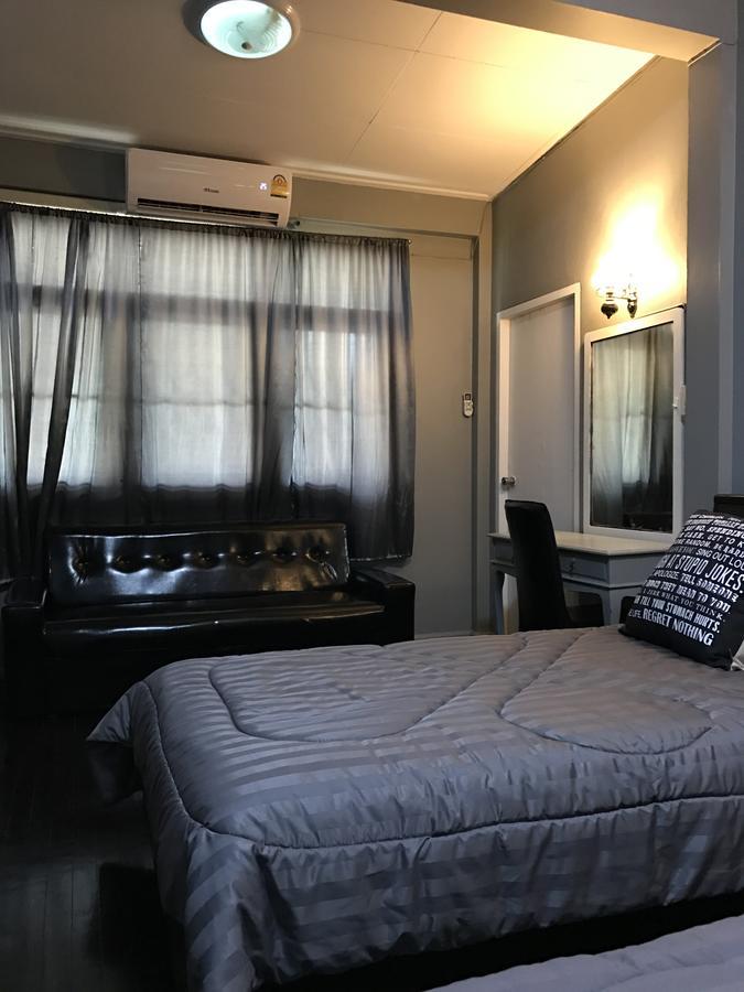 Add Home Hostel Vipavadee 42 曼谷 外观 照片