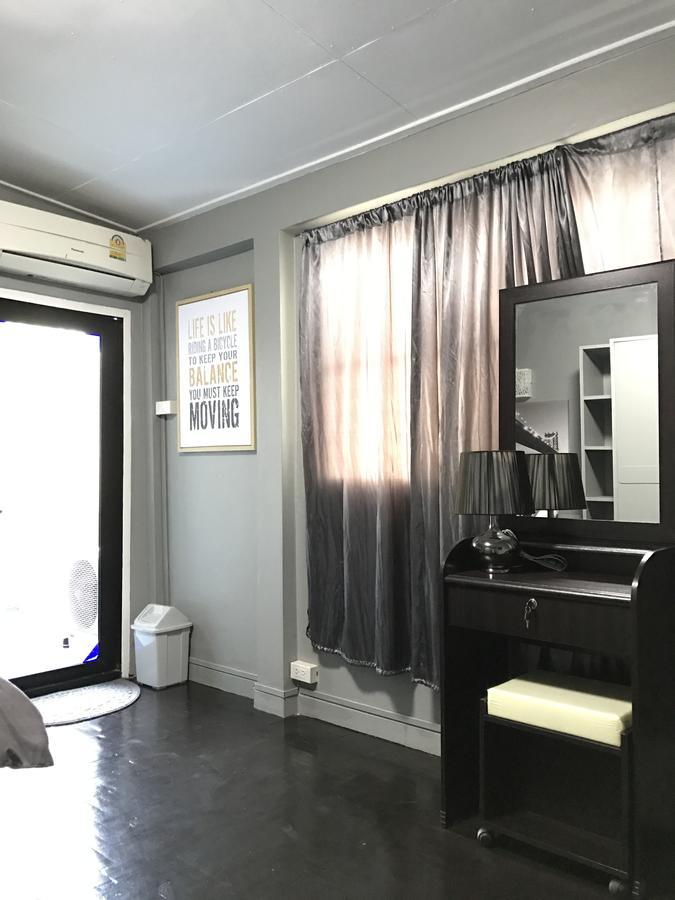 Add Home Hostel Vipavadee 42 曼谷 外观 照片